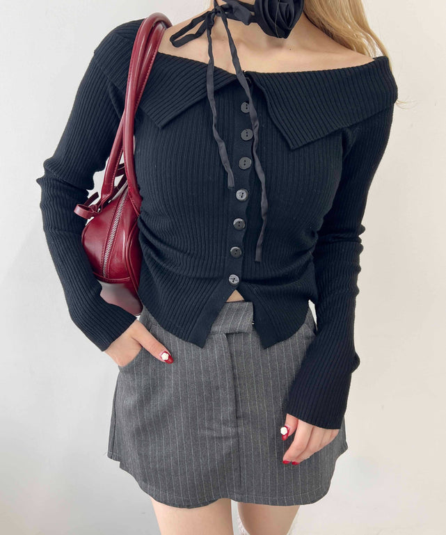 フロントボタンオフショルトップス