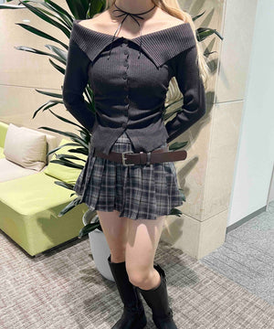 フロントボタンオフショルトップス