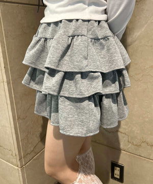 3段フリルティアードスカート