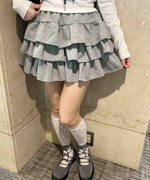 3段フリルティアードスカート