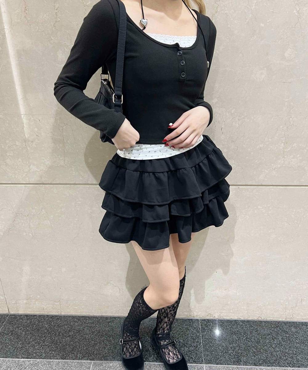 3段フリルティアードスカート