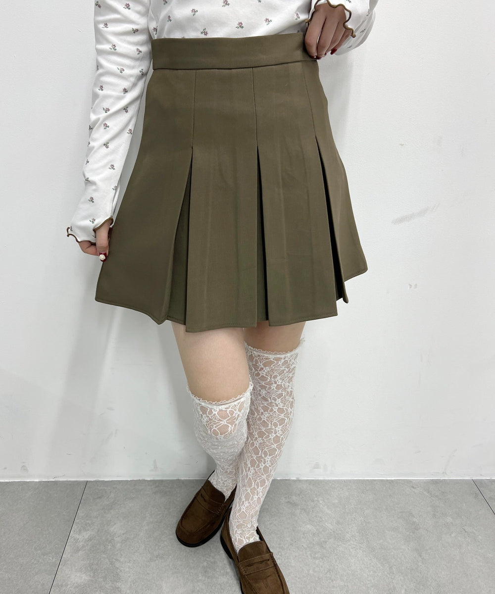 ボックスプリーツスカート