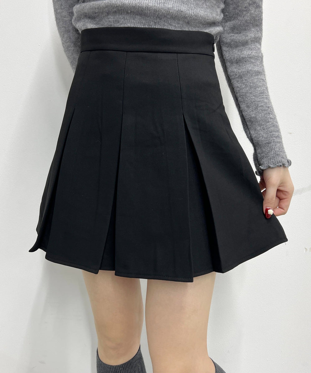 ブラック モデル：160㎝ F着用