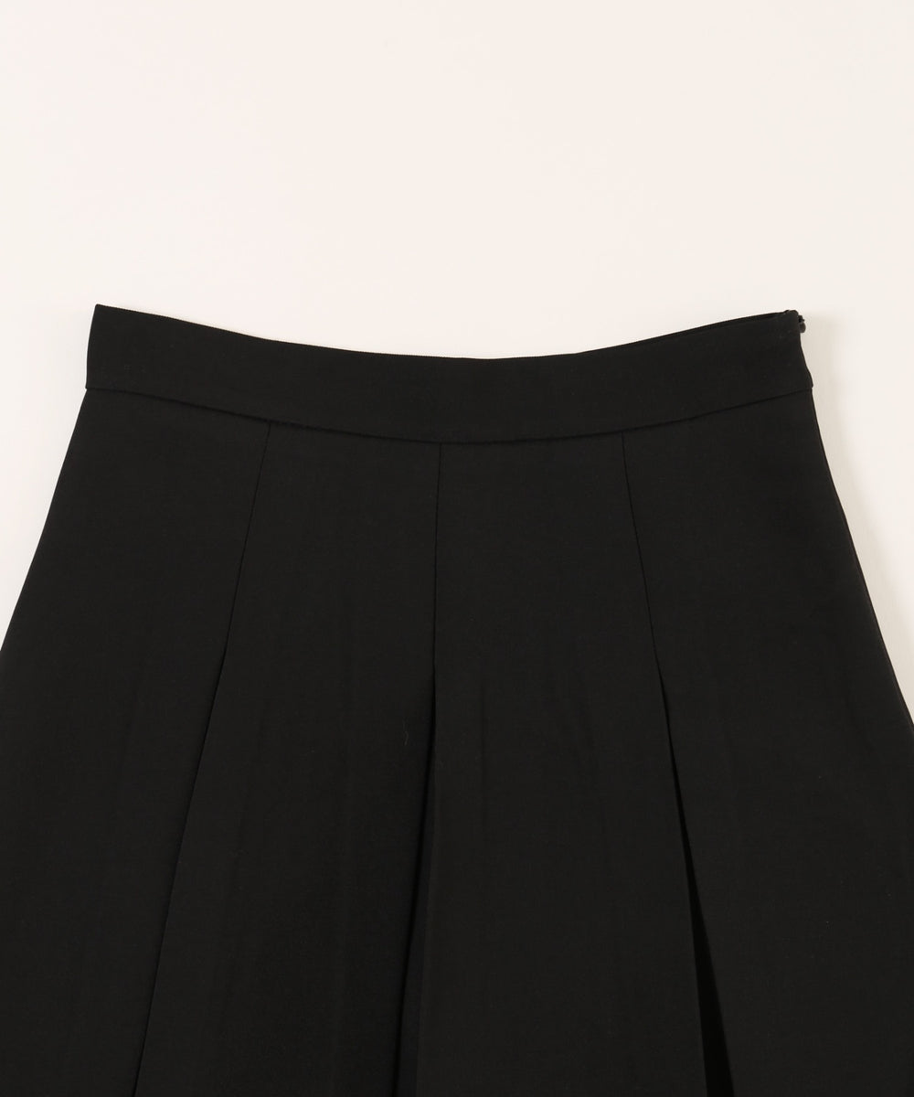 ボックスプリーツスカート
