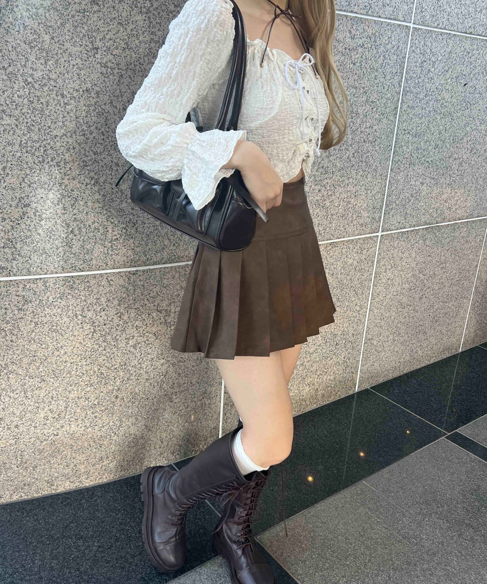 合皮プリーツスカート