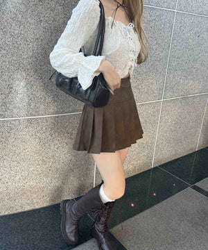 合皮プリーツスカート
