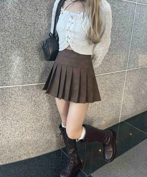 合皮プリーツスカート