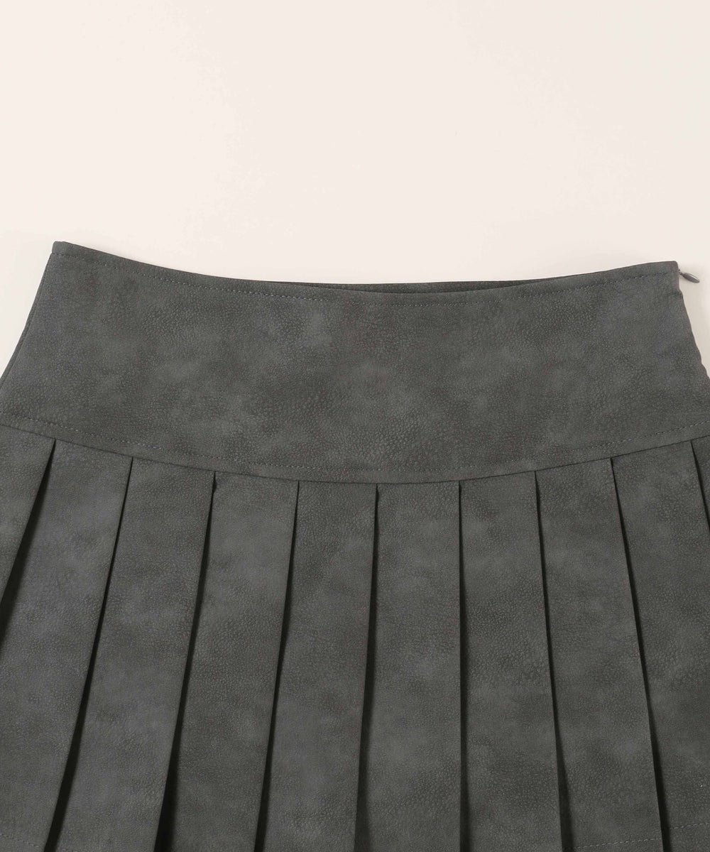 合皮プリーツスカート