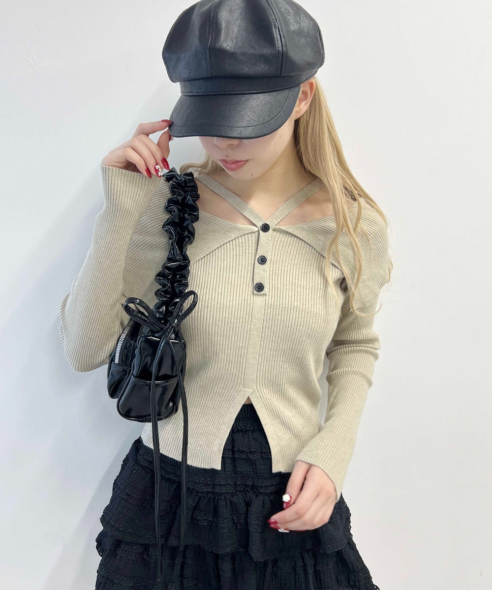 デザインオフショルトップス