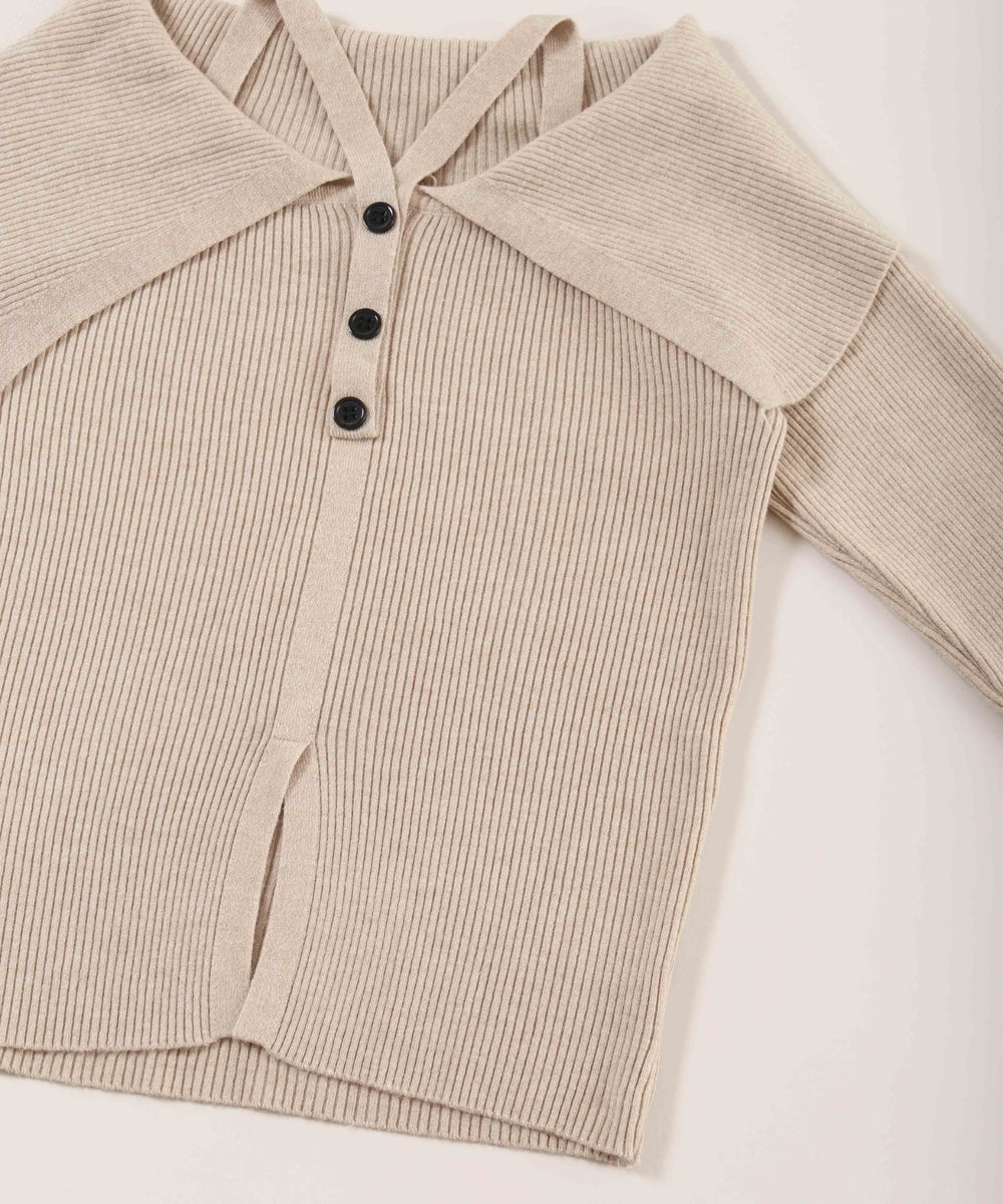 デザインオフショルトップス