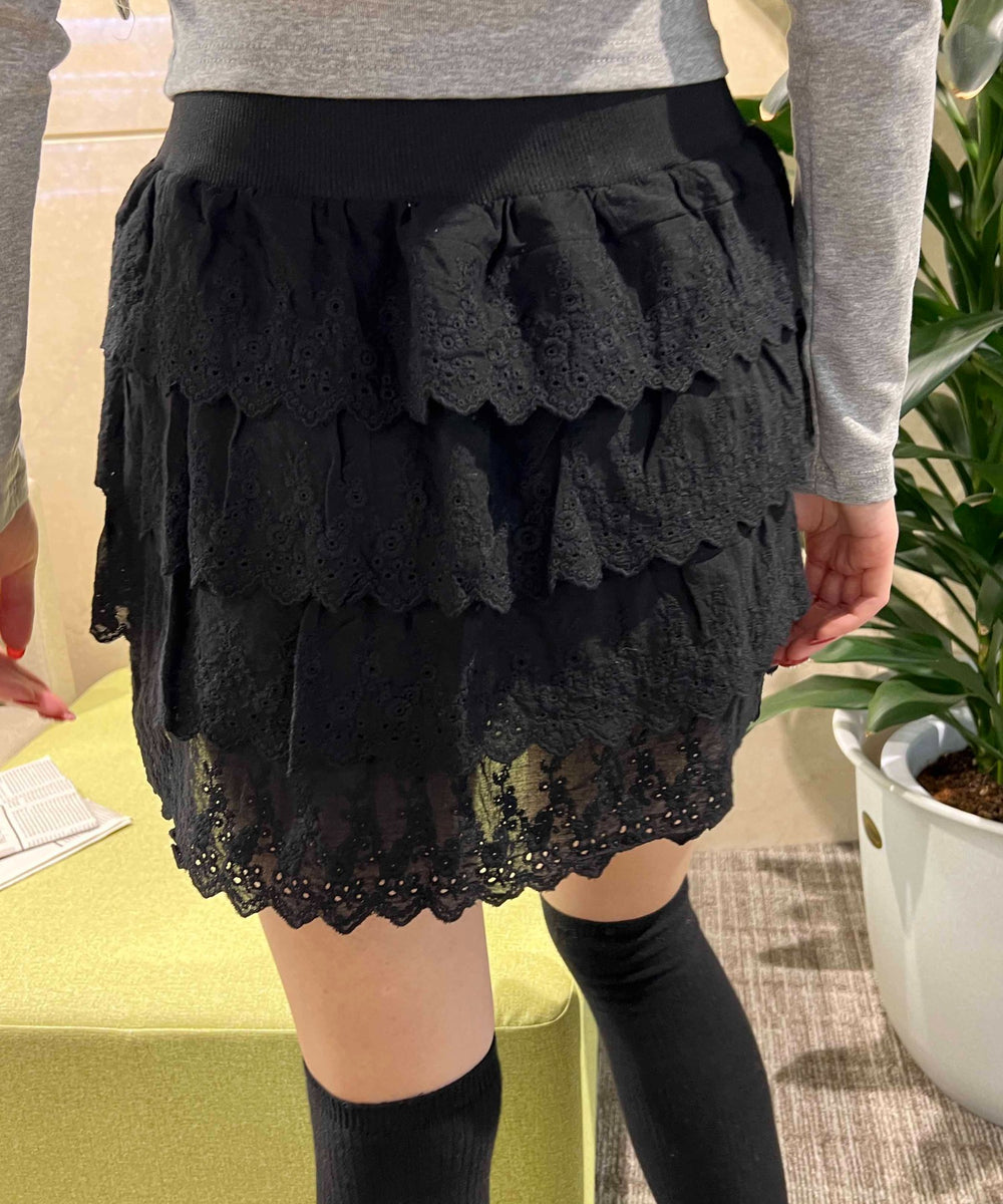 4段レースミニスカート