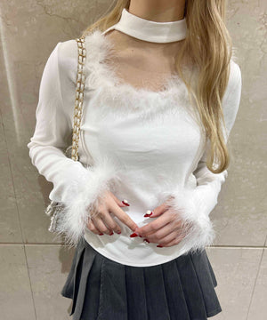 ホワイト モデル：160㎝ F着用