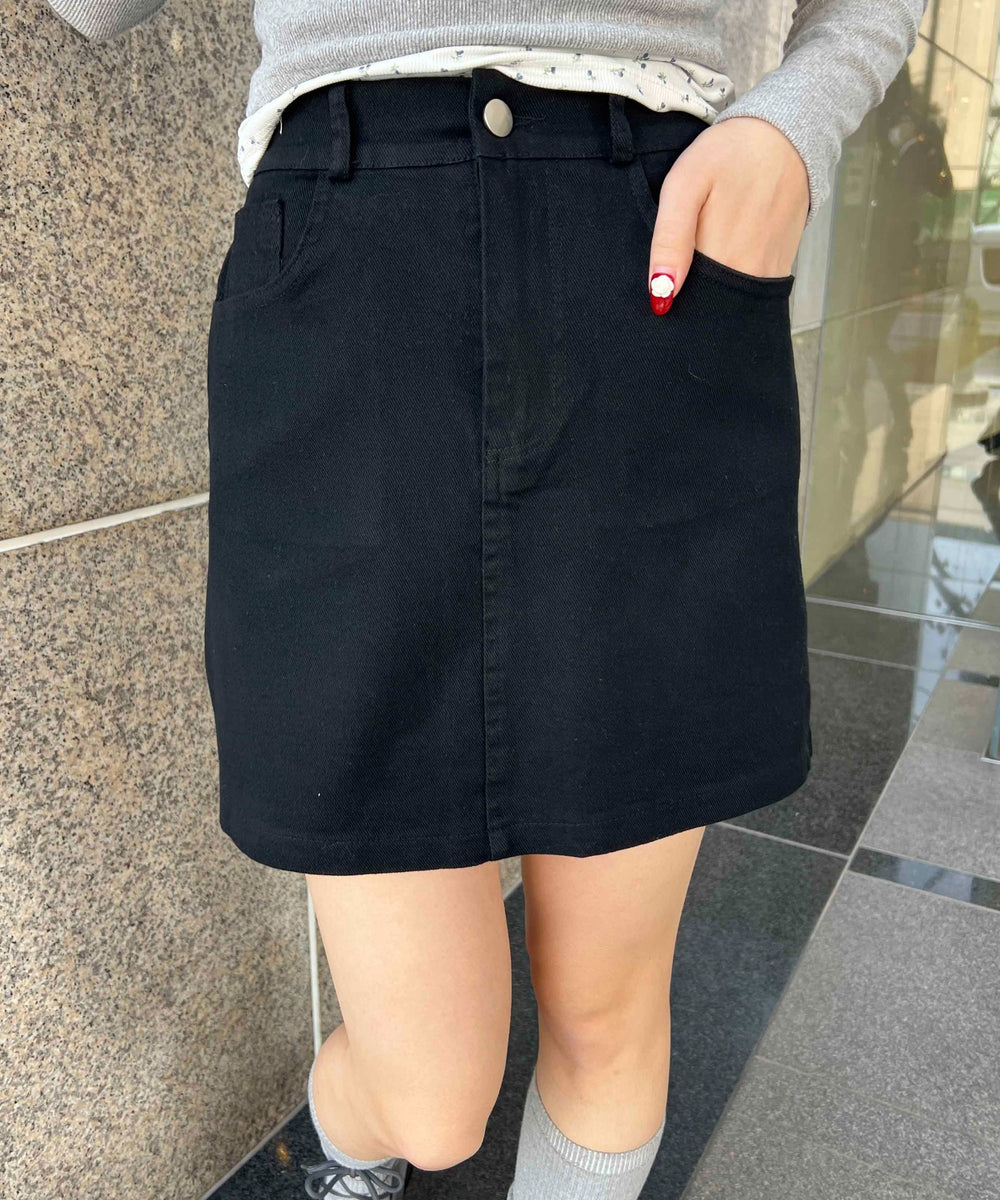 ブラック モデル：160㎝ F着用