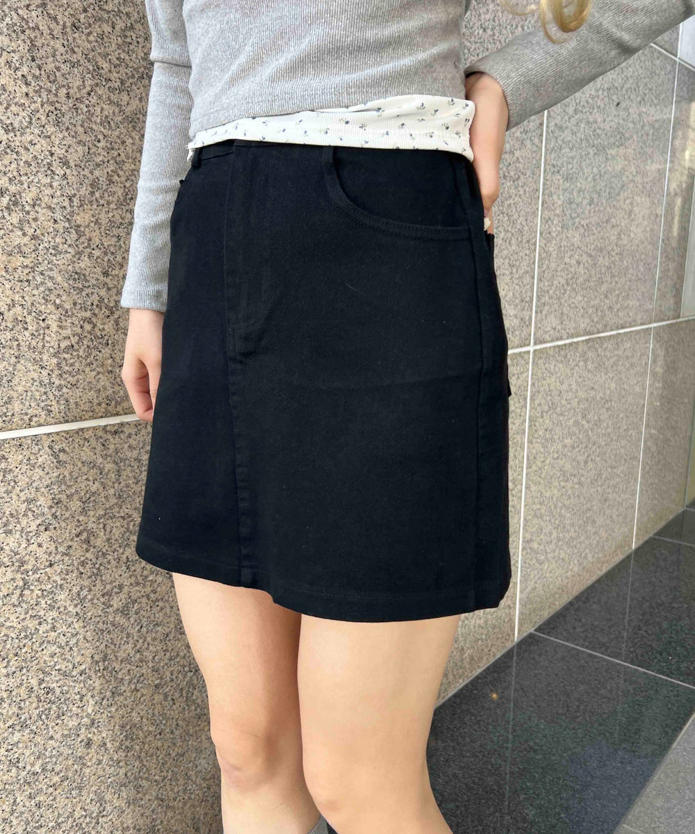 プレーンミニスカート
