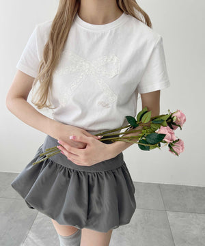 ホワイト モデル：160㎝ F着用