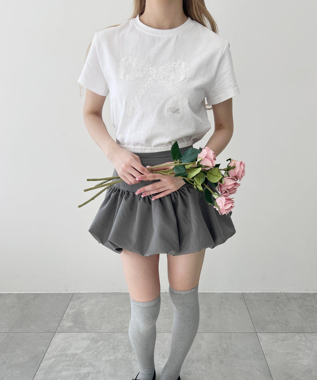 ホワイト モデル：160㎝ F着用