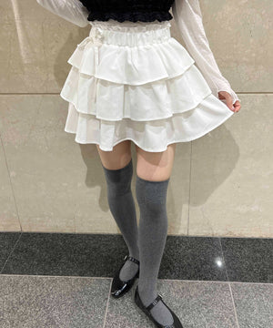 ホワイト モデル：160㎝ F着用