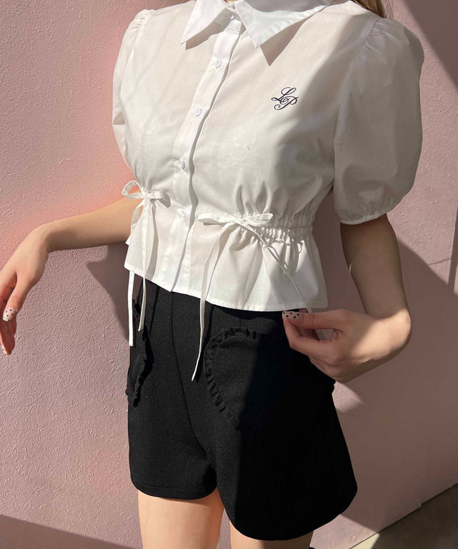 ホワイト モデル：160㎝ F着用