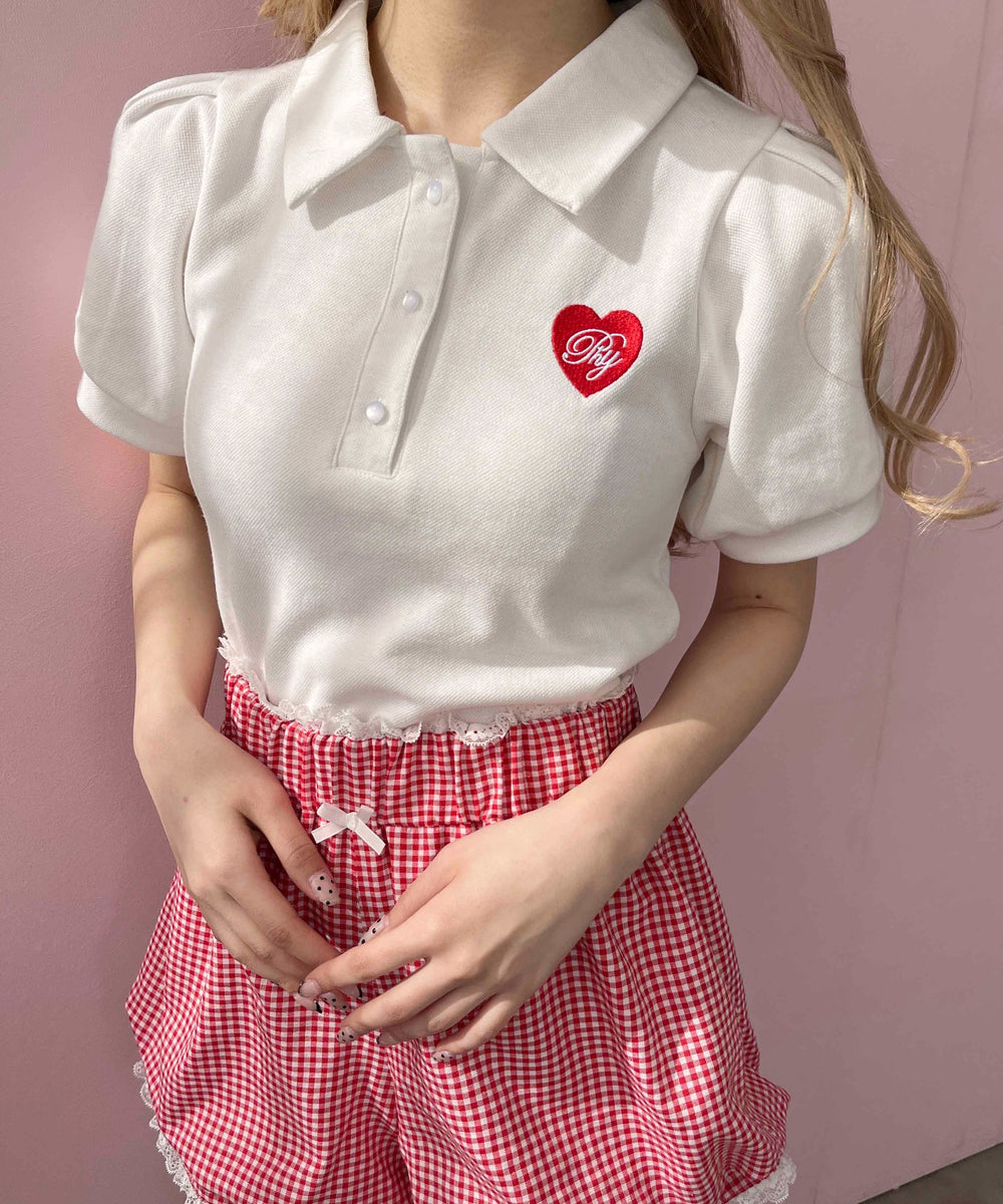 ホワイト モデル：160㎝ F着用