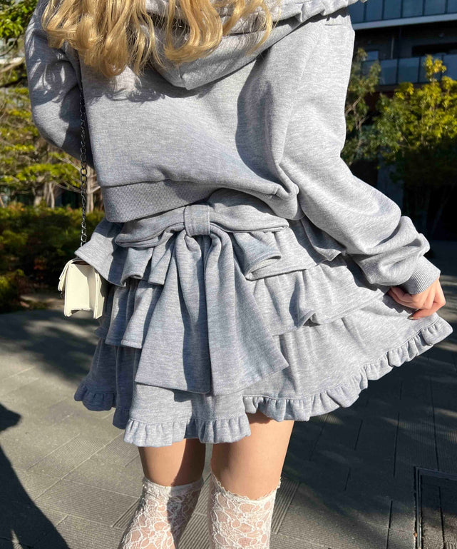 グレー モデル：160㎝ F着用