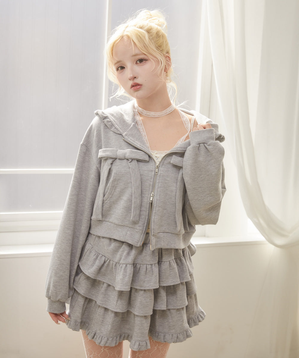 グレー モデル：156㎝ F着用