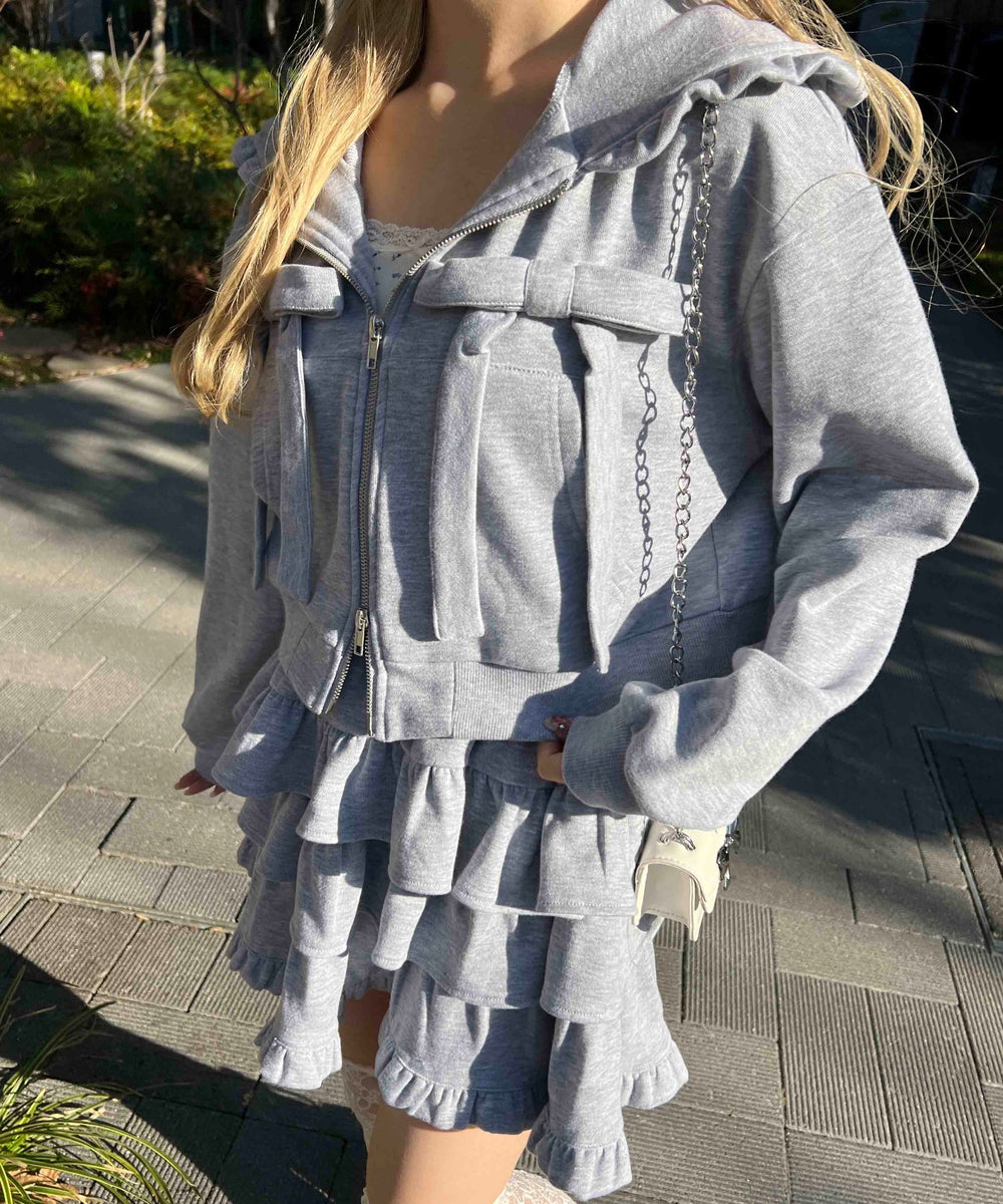 グレー モデル：160㎝ F着用