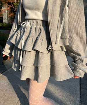 グレー モデル：160㎝ F着用