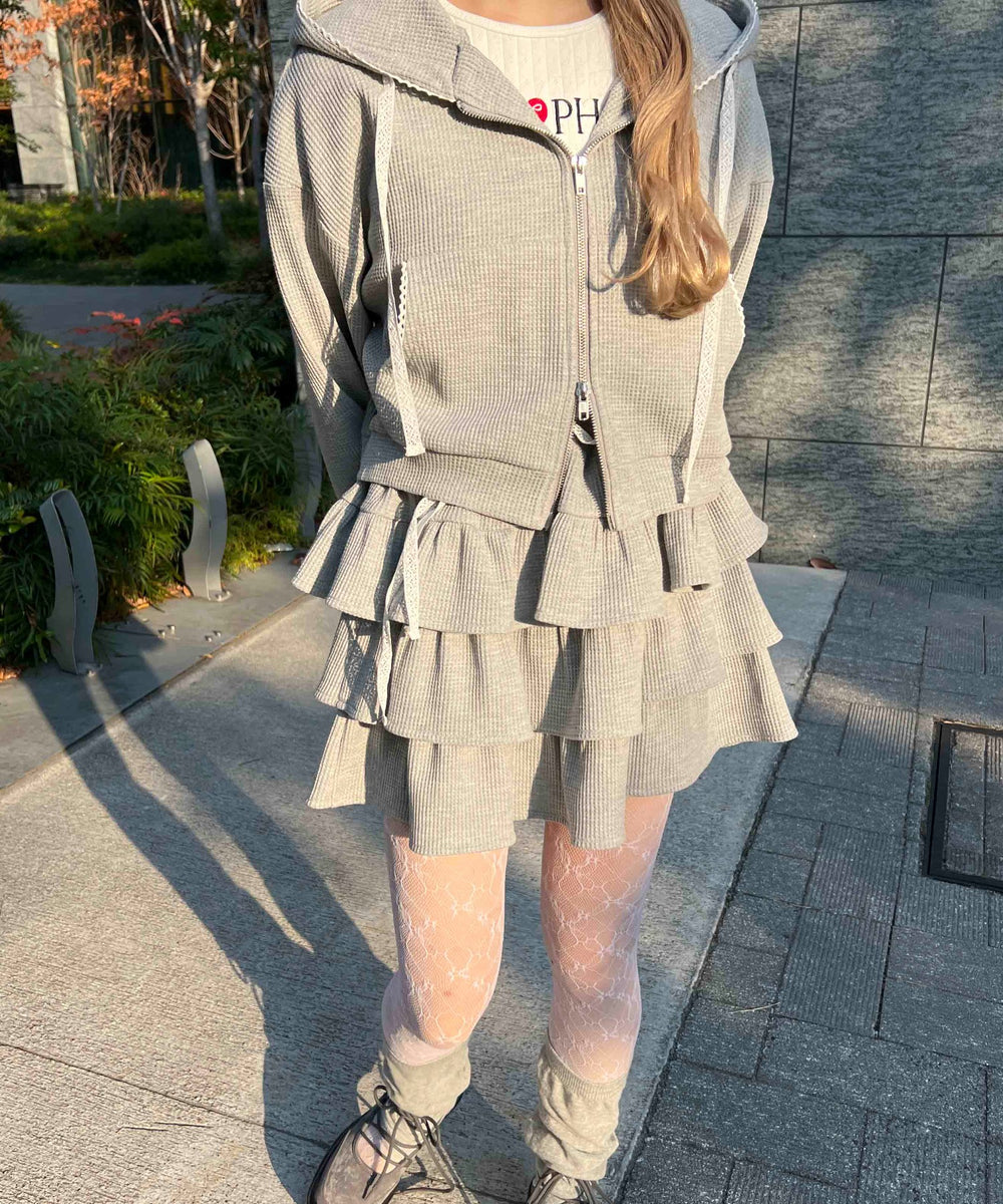 グレー モデル：160㎝ F着用