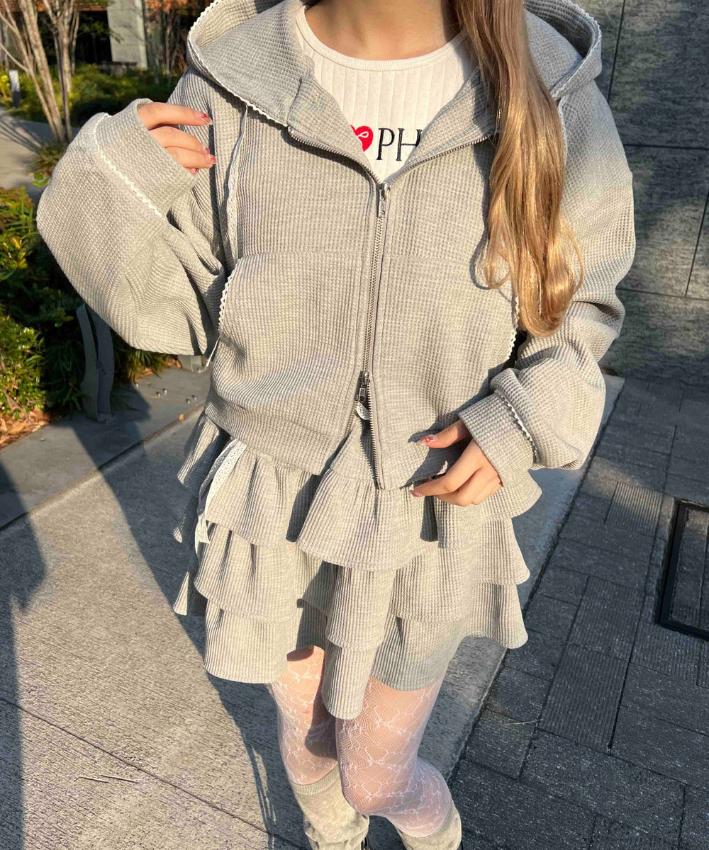 グレー モデル：160㎝ F着用