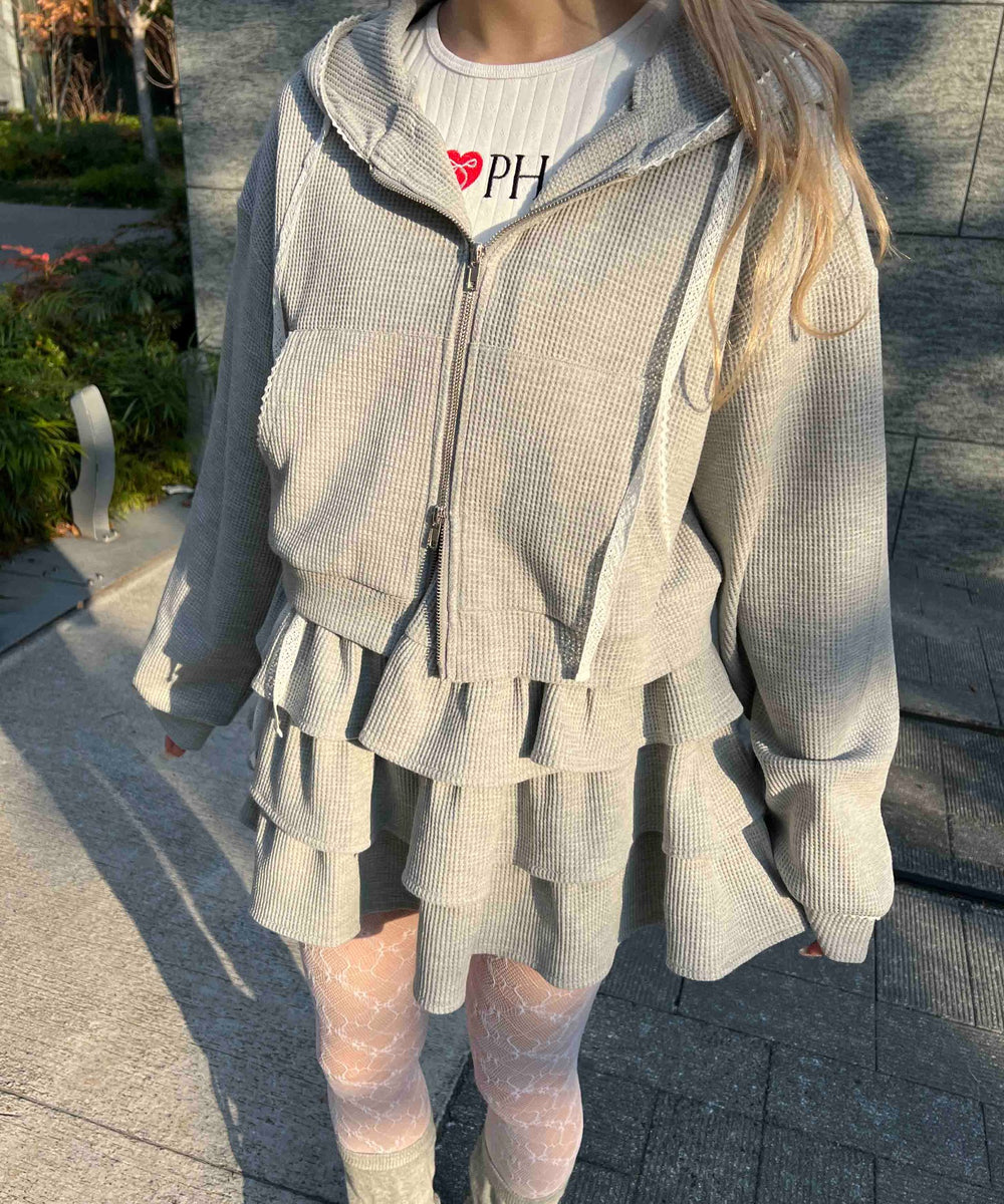 グレー モデル：160㎝ F着用