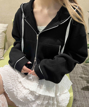 ブラック モデル：160㎝ F着用