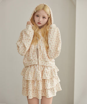 ホワイトアイボリー モデル：156㎝ F着用