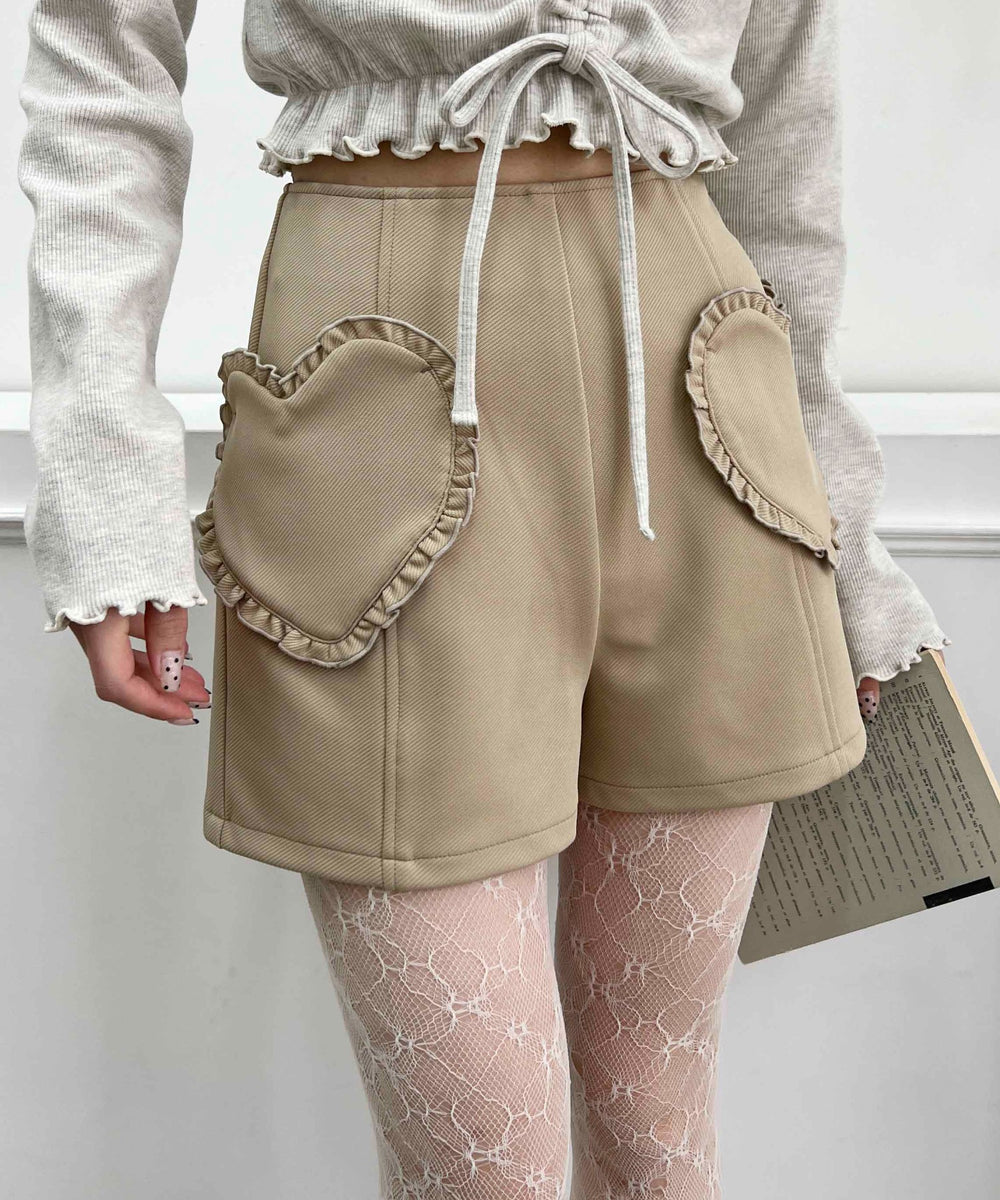 ベージュ モデル：160㎝ F着用