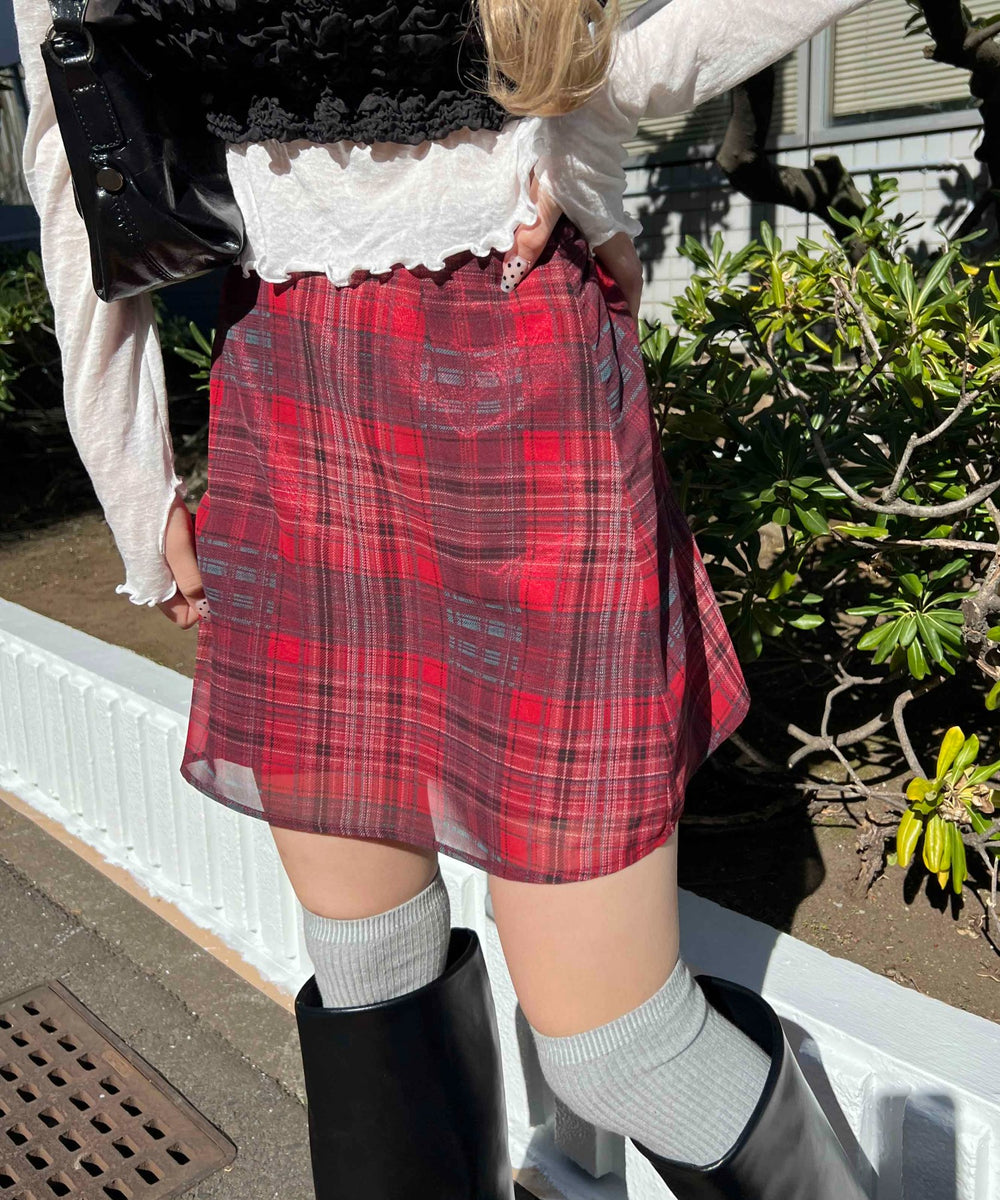 レッド モデル：160㎝ F着用