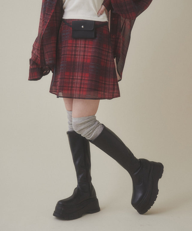 レッド モデル：160㎝ F着用