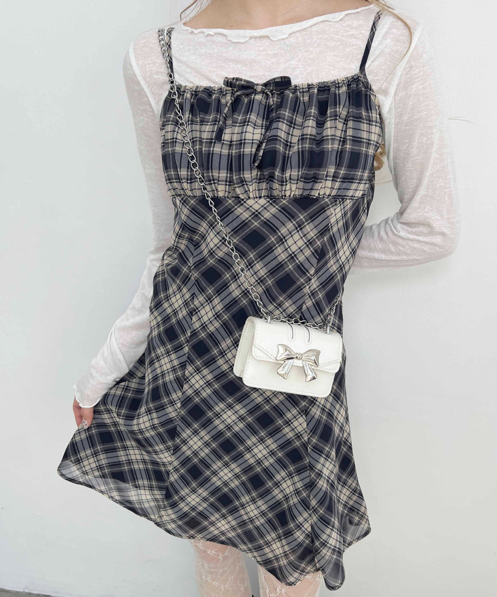 グレー モデル：160㎝ F着用