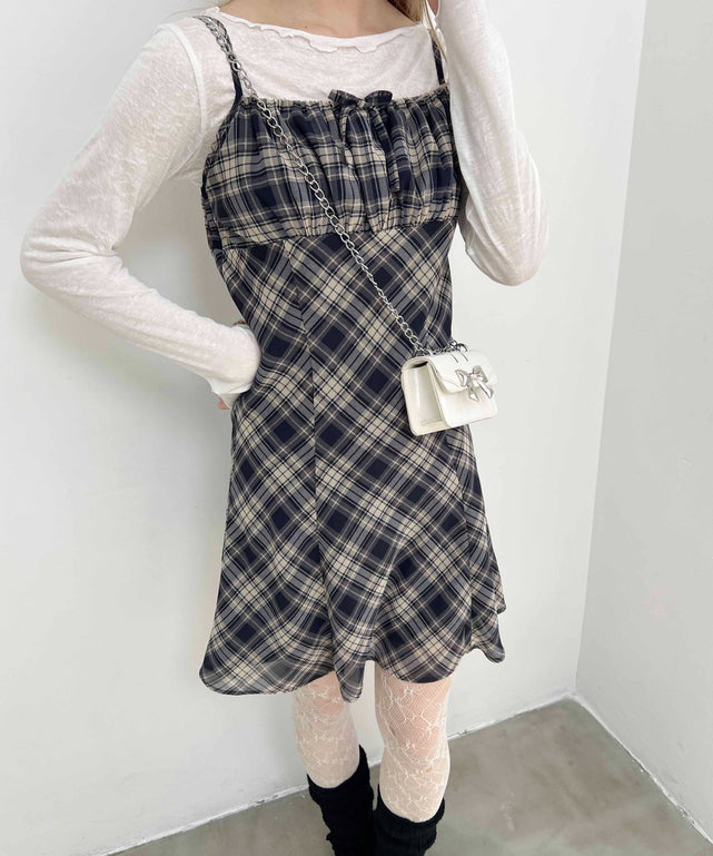 グレー モデル：160㎝ F着用