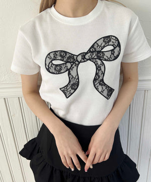 ホワイト モデル：160㎝ F着用