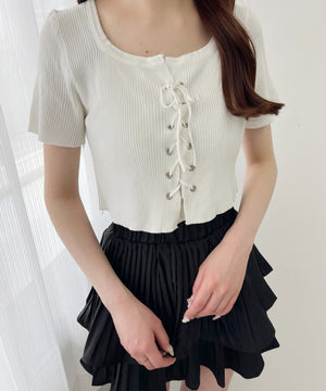 ホワイト モデル：160㎝ F着用