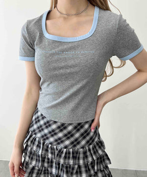 グレー モデル：160㎝ F着用