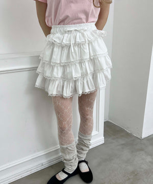 ホワイト モデル：160㎝ F着用