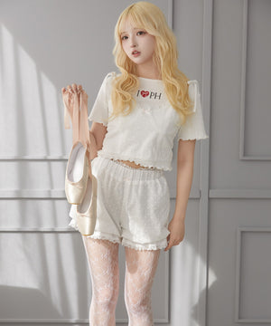 ホワイト  モデル：156㎝ F着用