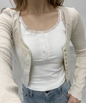 ホワイト モデル：160㎝ F着用