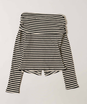 ボーダーオフショルトップス