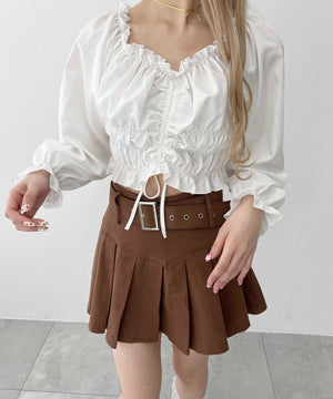 ホワイト モデル：160㎝ F着用