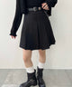 ベルト付きプリーツスカート/ブラック モデル：160㎝ F着用