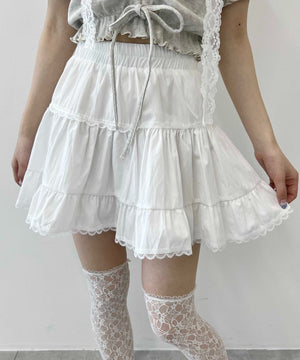 ホワイト モデル：160㎝ F着用