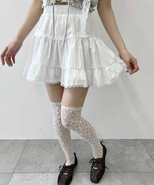 ホワイト モデル：160㎝ F着用