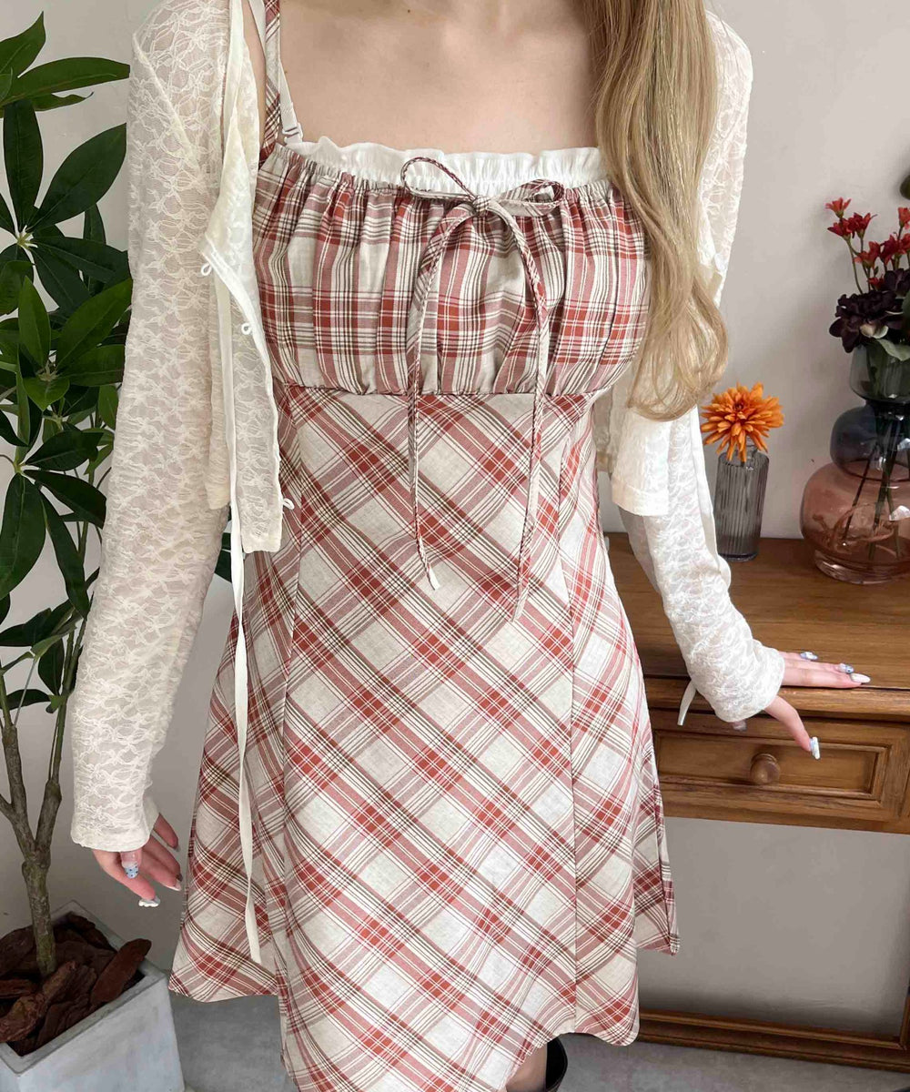 レッド モデル：160㎝ F着用