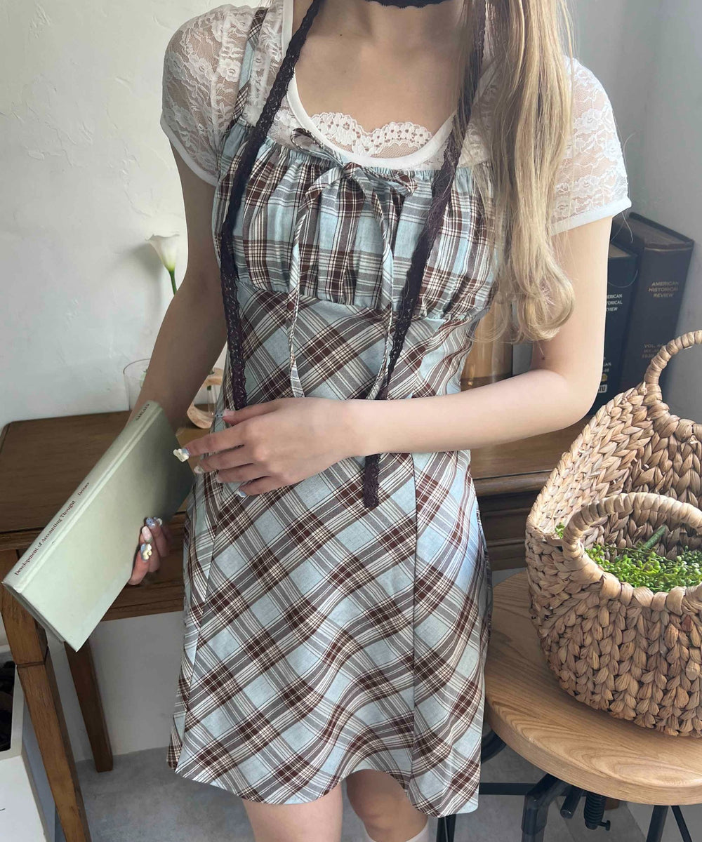 ブルー モデル：160㎝ F着用